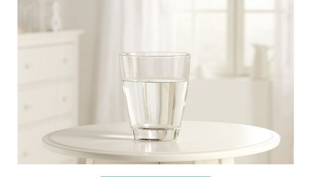 blume2000.de hat Wasser im Glas